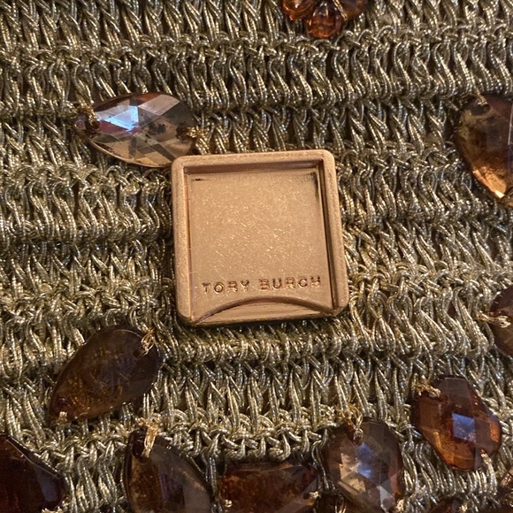 TORY BURCH exclusive 
Shoulder Bag NWT+dust bag
COLOR: GOLD - Picture 7 of 16